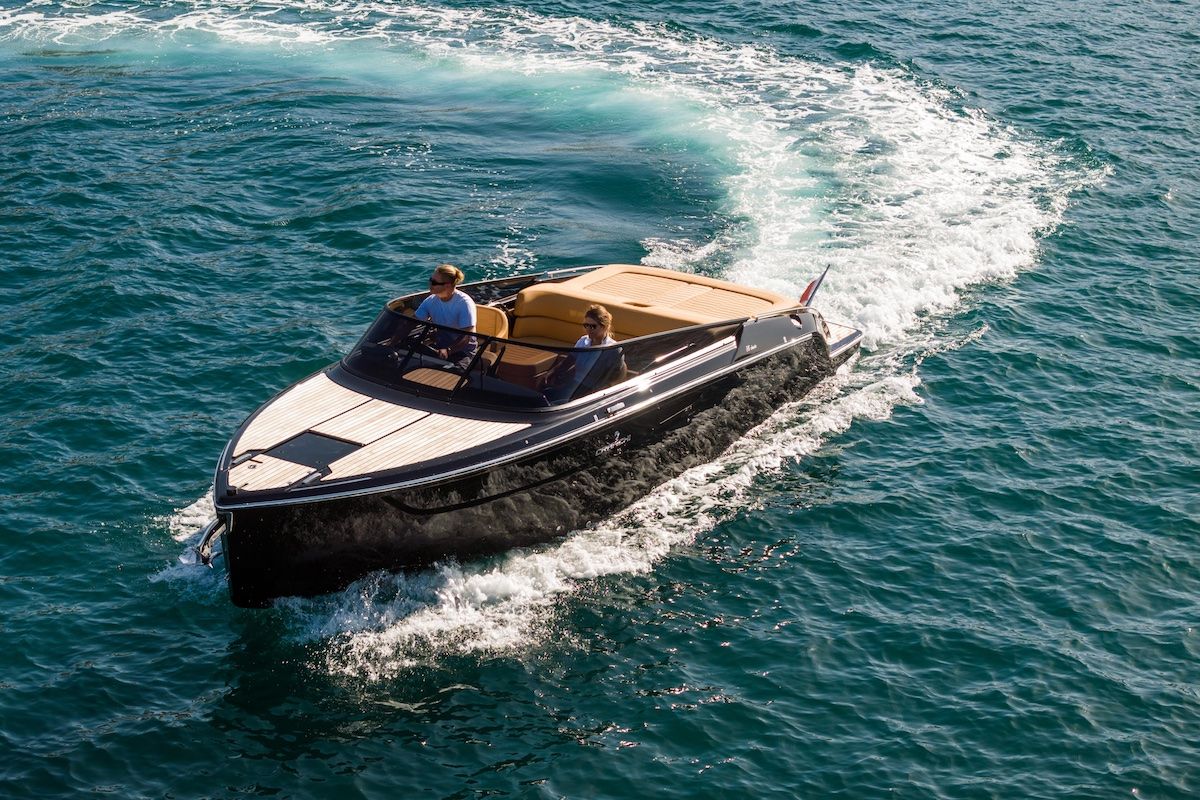 Cranchi E26 Classic, 2023, for sale in Malta through Yacht Hub Group